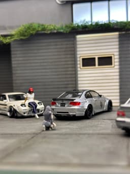 1:18 scale sport bike - black